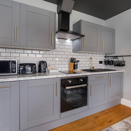 Bateman, Modern City Centre Apartment Sleeps 6 Йорк Экстерьер фото